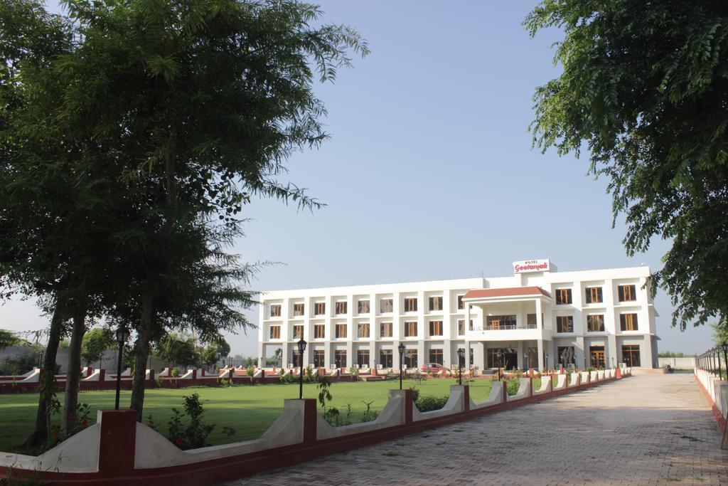 Geetanjali Hotel & Motel Bharatpur Dış mekan fotoğraf