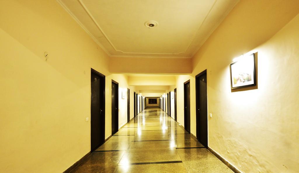 Geetanjali Hotel & Motel Bharatpur Dış mekan fotoğraf