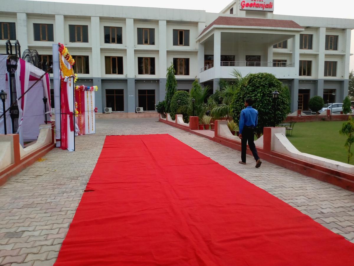 Geetanjali Hotel & Motel Bharatpur Dış mekan fotoğraf